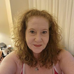 Meet your Posher, Lee-anne